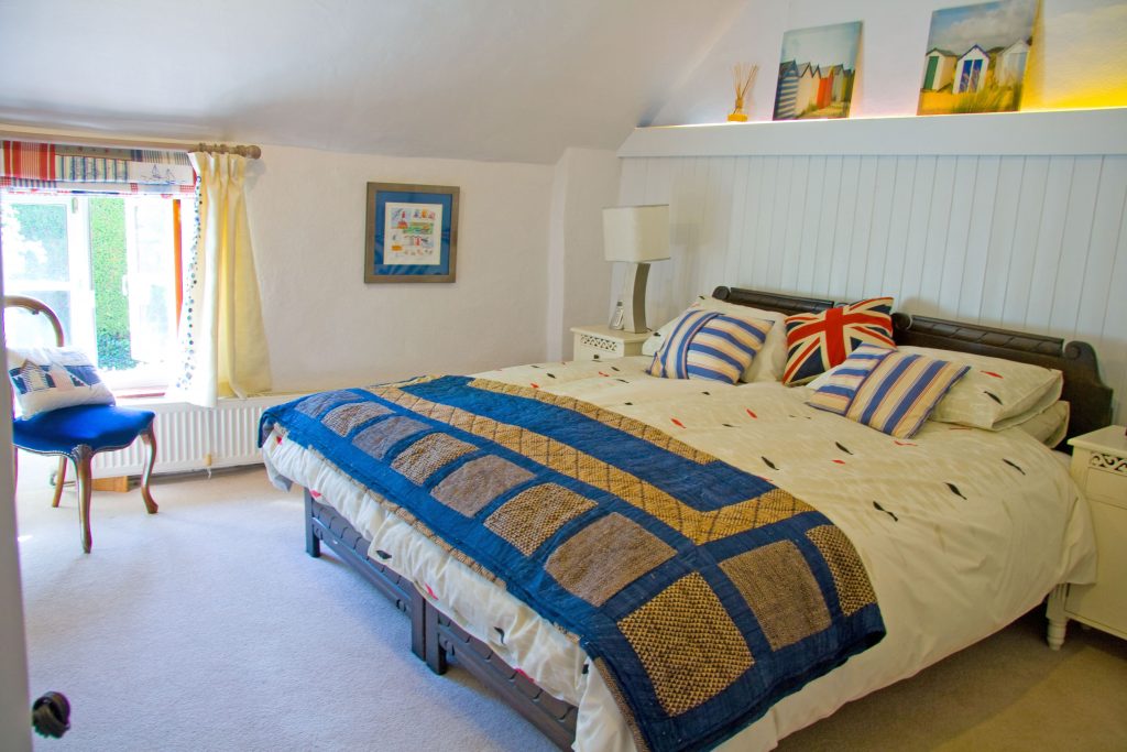 Two bedroom holiday rental with luxury twin bedroom upstairs.